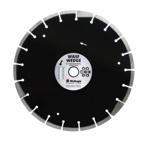 Wasf Wedge är en diamantklinga avsedd att såga i asfalt